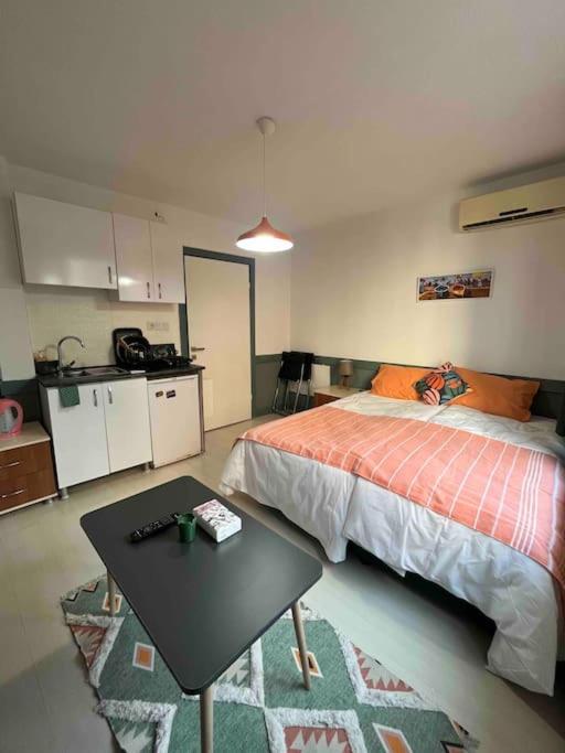 Amuer 4 * İstanbul